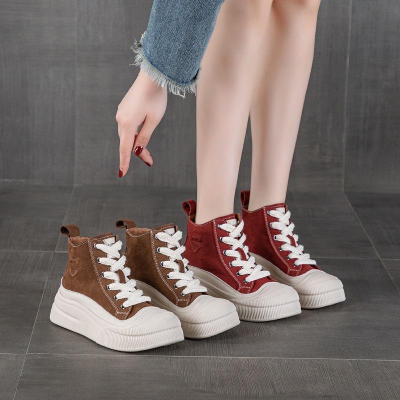 The First Layer of Cowhide High-top Shoes for Women's Autumn New Retro Heightening Casual Versatile Sports Board Shoes for Women