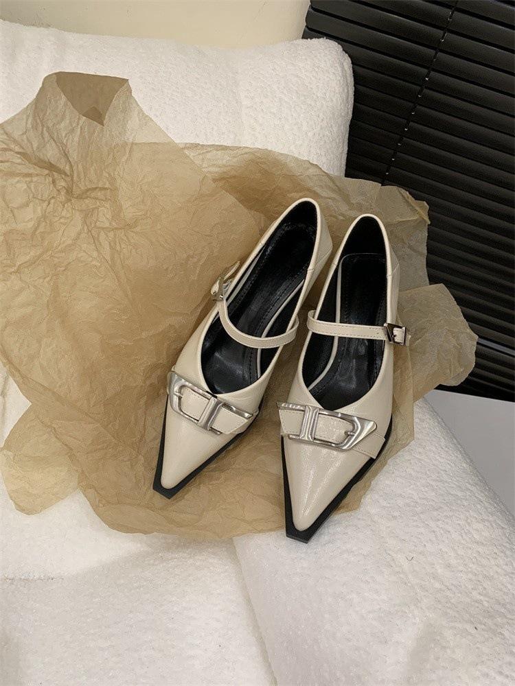 Niche Retro Versatile Mary Jane Shoes Women's Spring and Autumn 2025 New Models with Thick Heels Retro Pointed Single Shoes Women