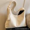 Foreign Order Commuting To Work Large Capacity Tote Bag Xiaohongshu Super Fire Sweet Spring Shoulder Bag Vegetable Basket Armpit Bag