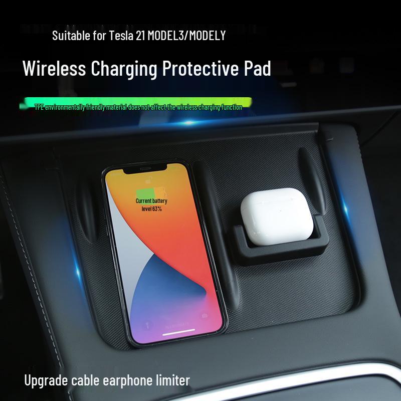 

Беспроводная зарядная панель для Tesla Model 3/Y 2021-2022 с дополнительными Bluetooth-наушниками Black with Bluetooth Earphone Slot