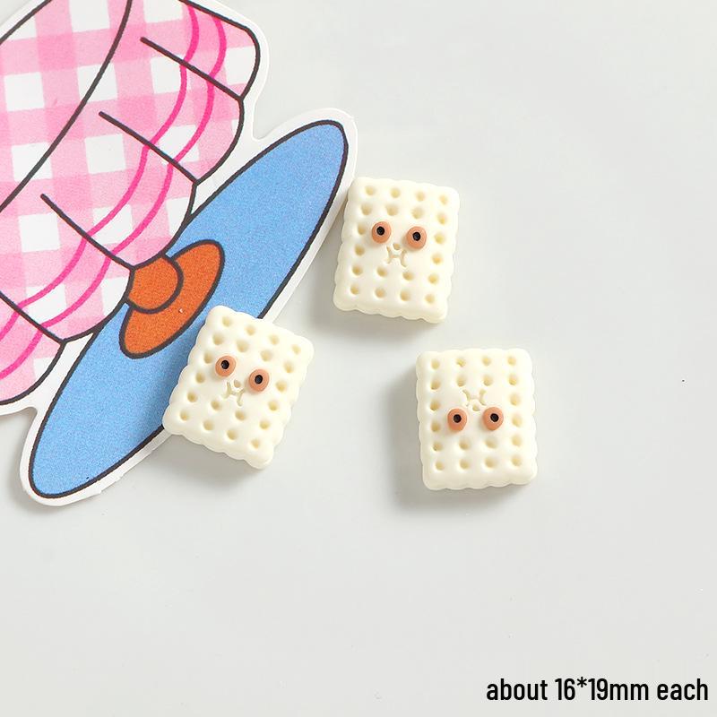 Big Eyes Cheese Resin Toy - Handmade DIY Accessories: Fridge Magnet, Shoe Buckle, Hair Accessory
