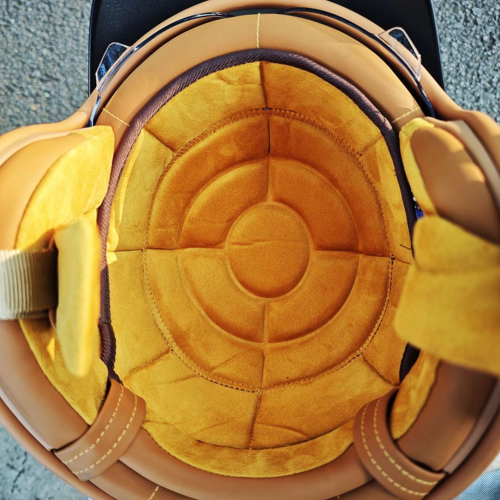 Retro Helmet 3/4 Motorcycle Electric Vehicle Helmet Built-in Lenses Wind Speed Riding