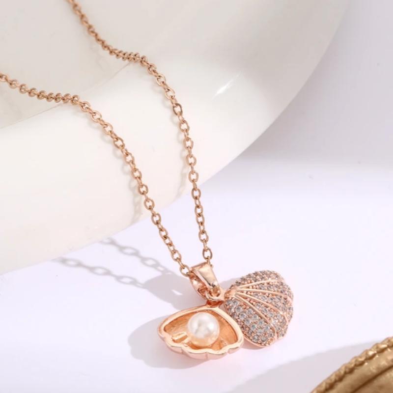 1 Stück Damen Leichter Luxus Stil Accessoires Kleine Muschel Kupfer Mikro Zirkonia Anhänger Halskette Nische Minimalistische Accessoires