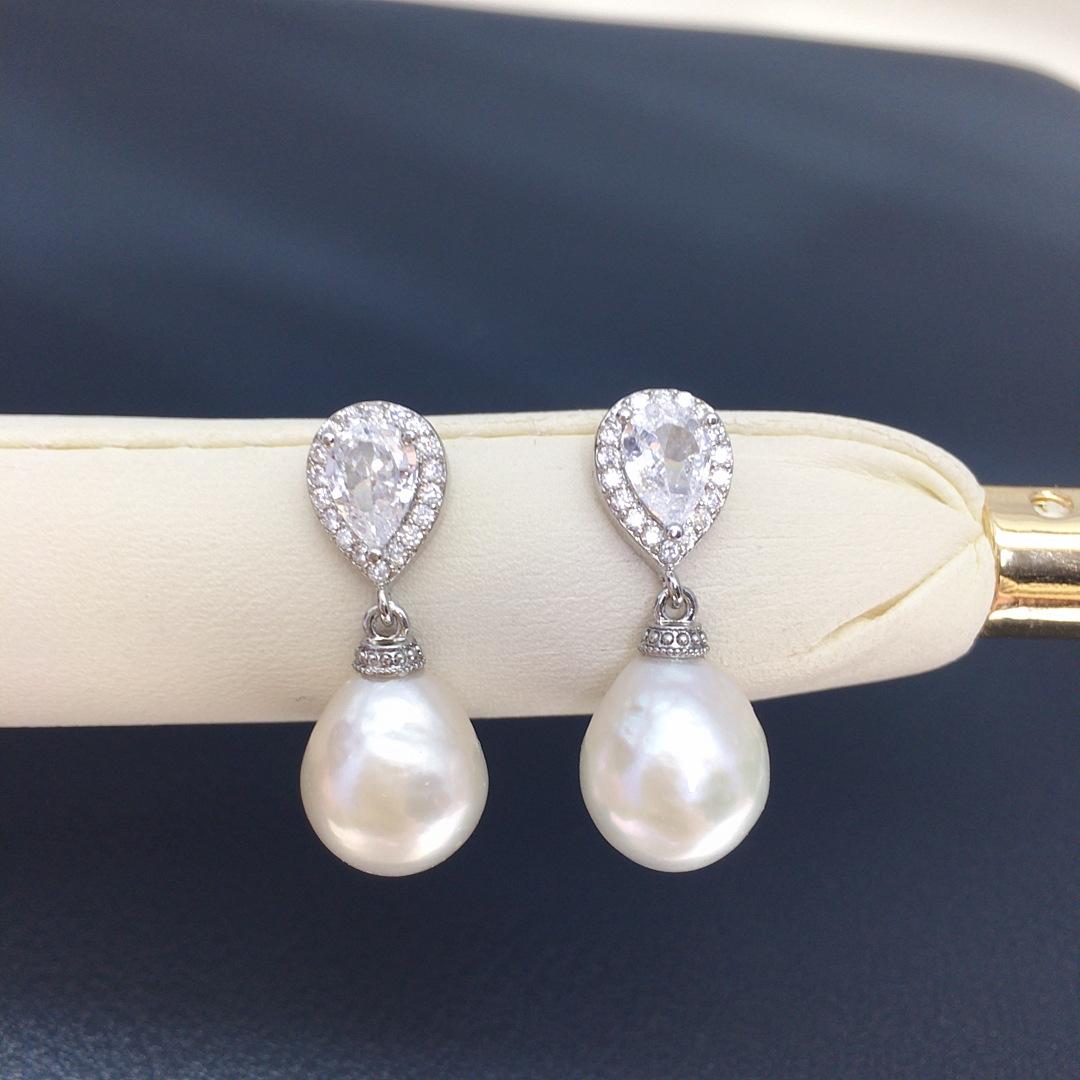 

New Natural Freshwater Round Baroque Pearl Earrings Women s Simple Water Drop Zircon Pearl Round Bar Earrings Fashion срібний