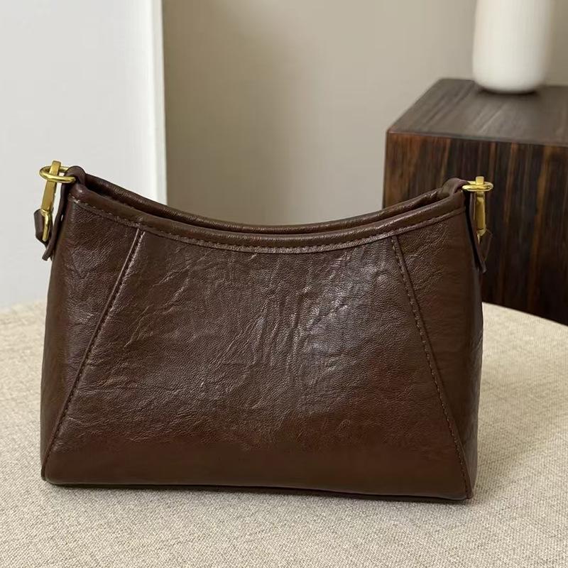 

Нишевая ретро сумка под мышкой женская 2025 новая большая вместительная на плечо для работы модная универсальная сумка-тоут мессенджер коричневый