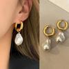New Vintage Baroque Pearl Bow Earrings for Women Trend Geometric Oval Bead Stud Earrings Temperament Elegant Jewelry Party Gifts