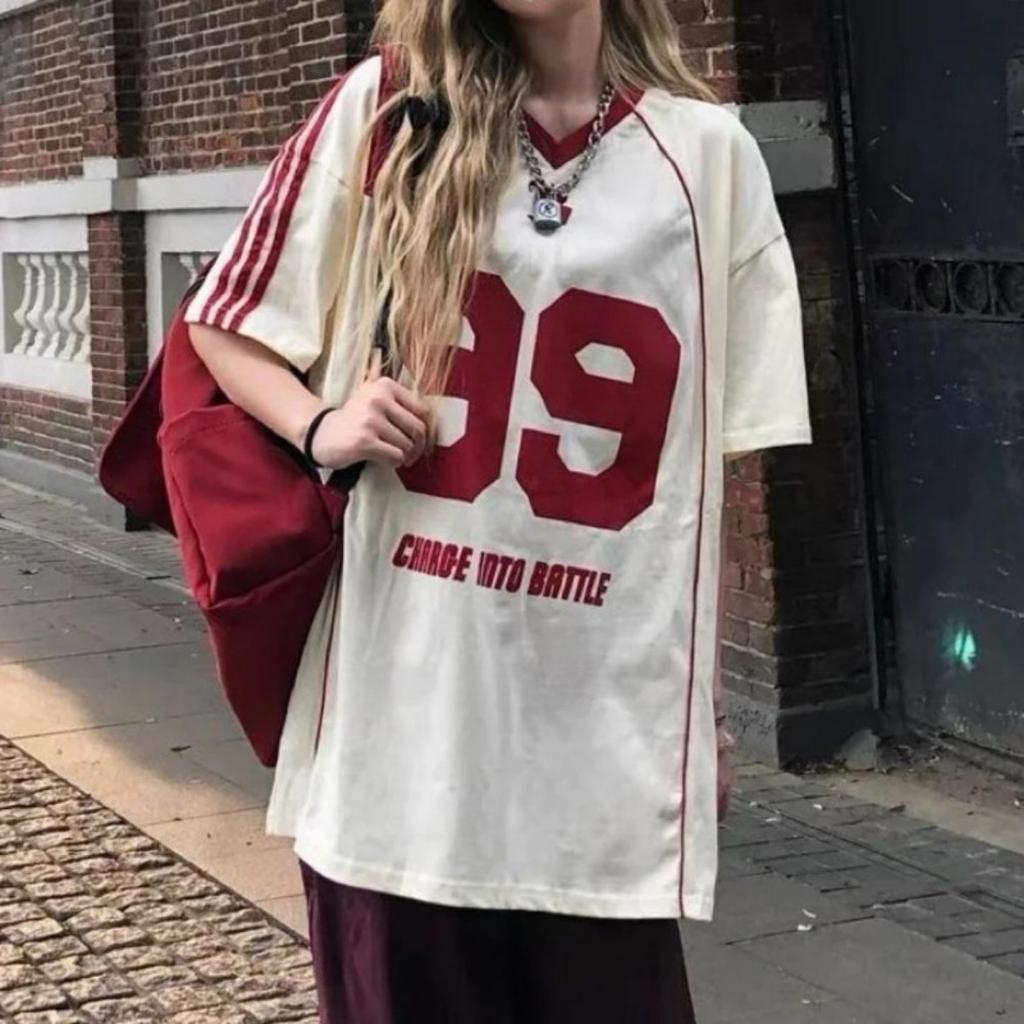 2KWEIRD Y2K American Retro Splicing Contrasting Color Loose Sports Top Street V Neck T Shirt Hip Hop Summer Goth Trend Design Couple