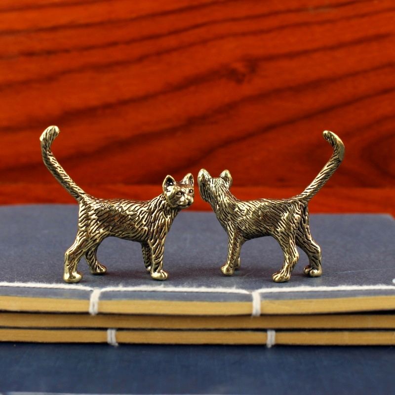 Handcrafted Vintage Brass Cat Figurine Set - Metal Animal Decor Ornament for Home and Collectors