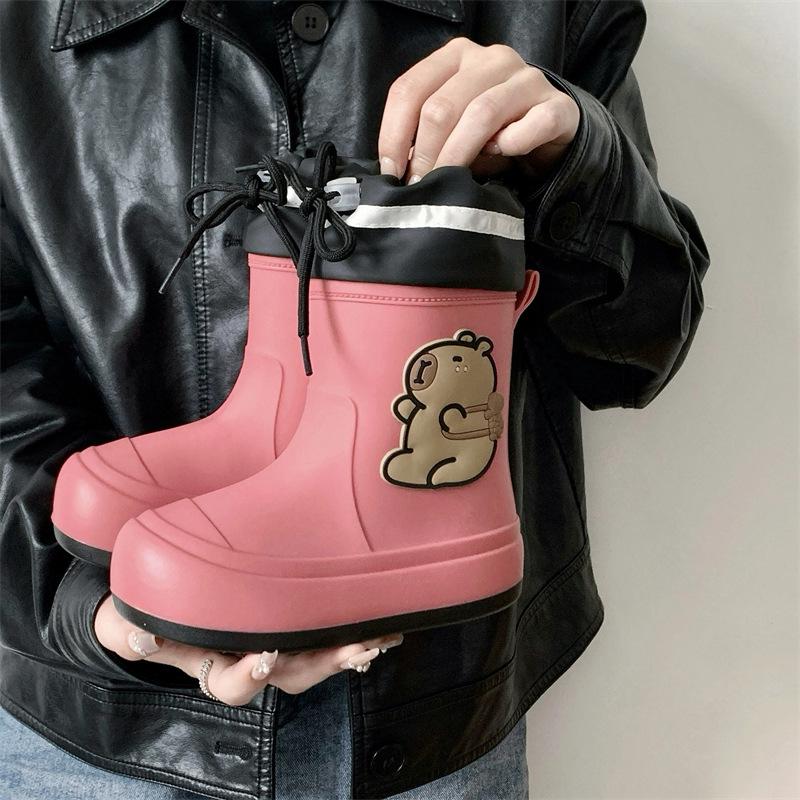 Women's Capybara Rain Boots: Cute, Waterproof, Non-Slip Rubber Ankle Boots for Students and Adults.