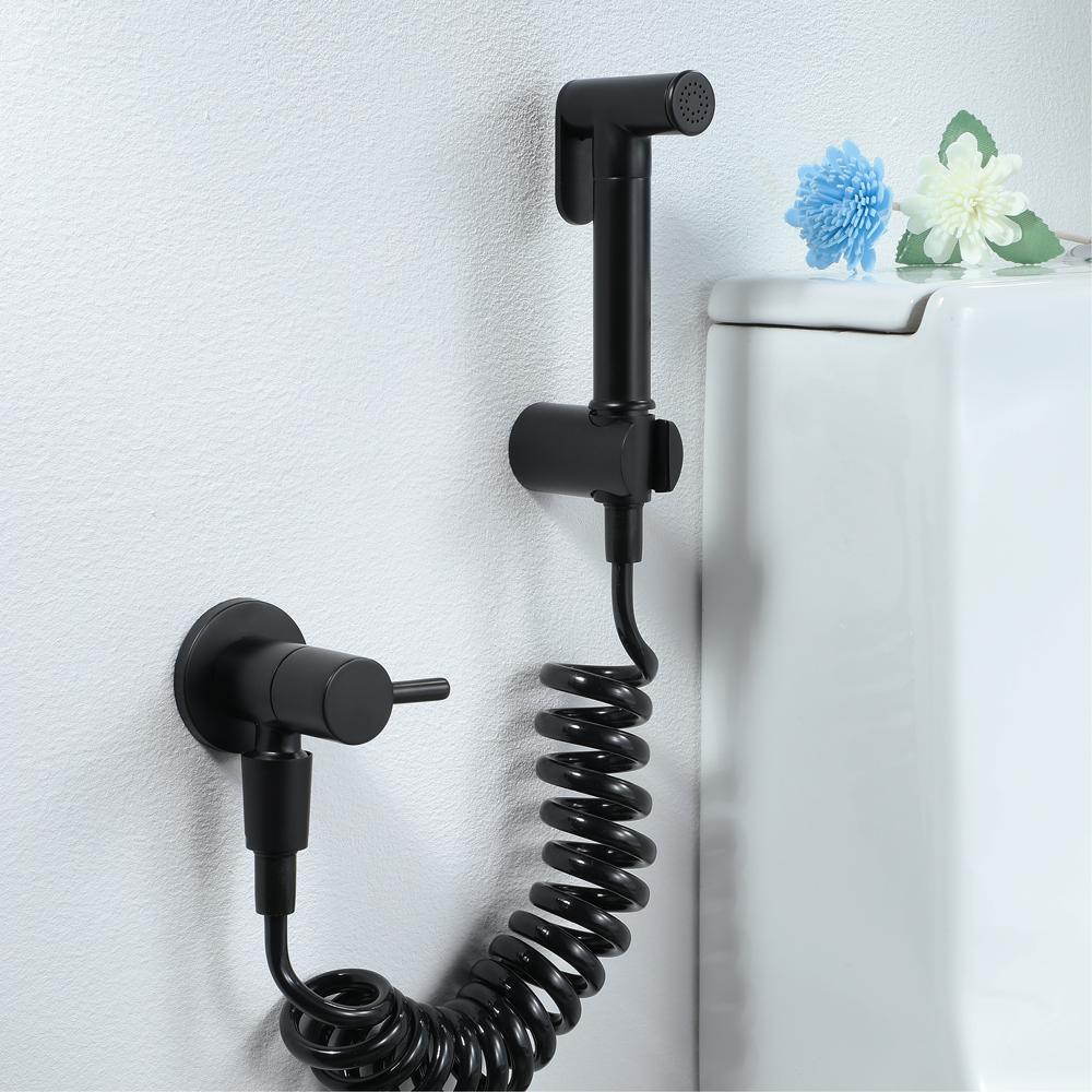 Modern Bathroom Handheld Bidet Faucet Wall-Mounted Brass Vertical Spray Single Cold Water Switch Toilet Sprayer Set (Black,Brass) чёрный