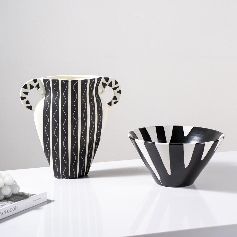 Ceramic Vase Black Check Geometric Striped Flower Pot Flower Vase Ceramic Handicraft Floral Arrangement Accessories