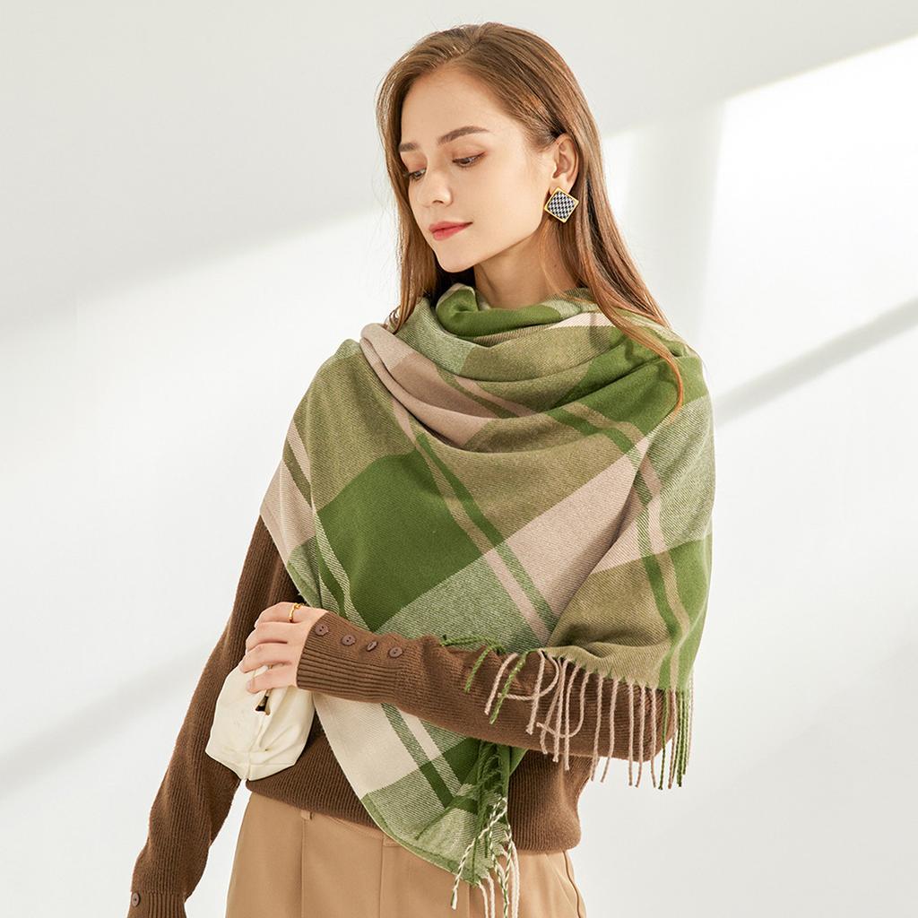 9-Color 2024 Autumn And Winter New Item Imitation Cashmere Thickened Warm Tassel Classic Plaid Temperament Shawl Scarf For Women