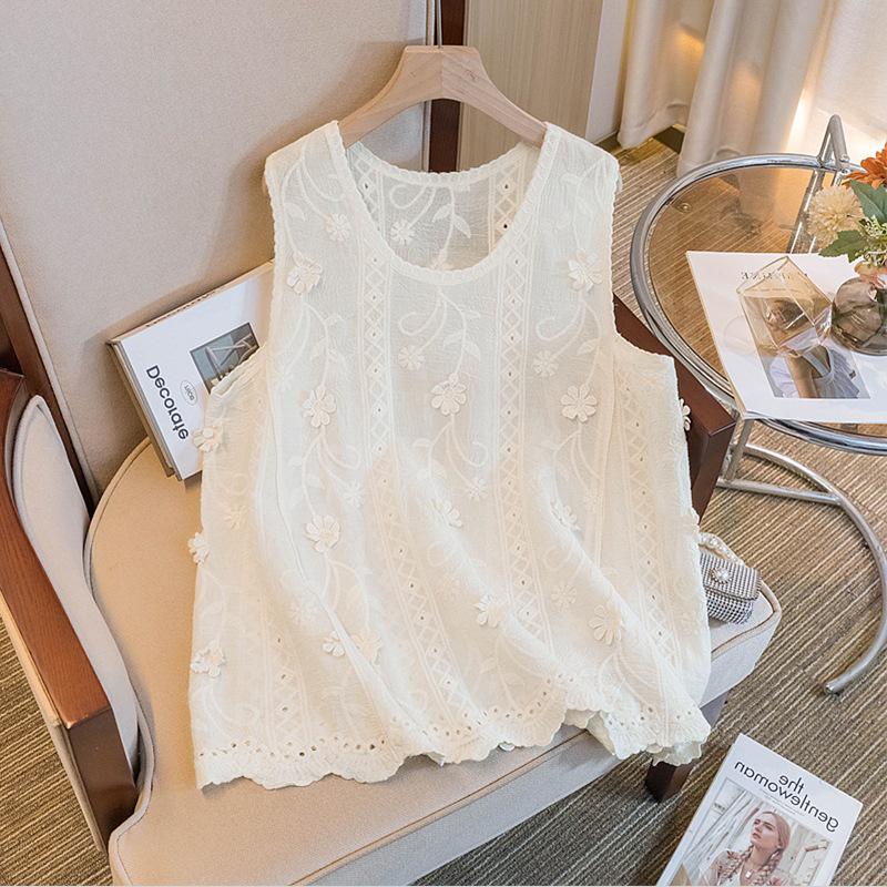 Plus Size Women's Korean Lace Embroidered Vest – Versatile Hollow Design