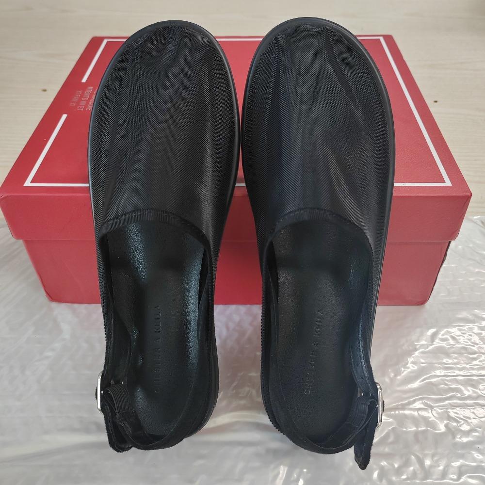 Women's Flat Sandals Mesh Fabric Mesh Shoes Round Head Breathable Flat Bottom Casual Shoes Bag Head Half Slippers Womens Sandals