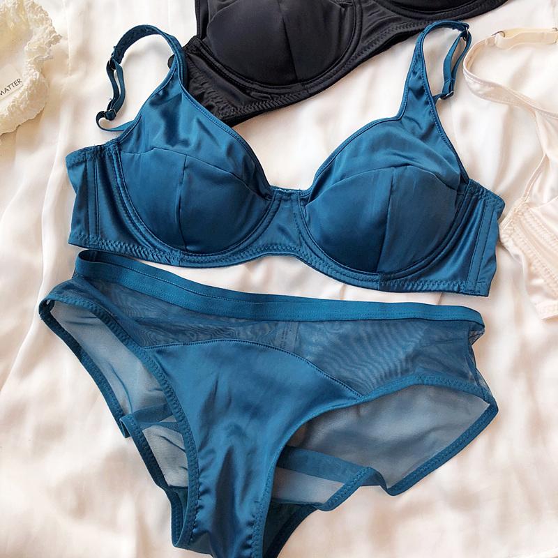 Conjunto de sujetador push up de seda de hielo para mujer, ropa interior cómoda y sexy con pechos pequeños, relleno desmontable, copa fina, sujetador, bragas íntimas