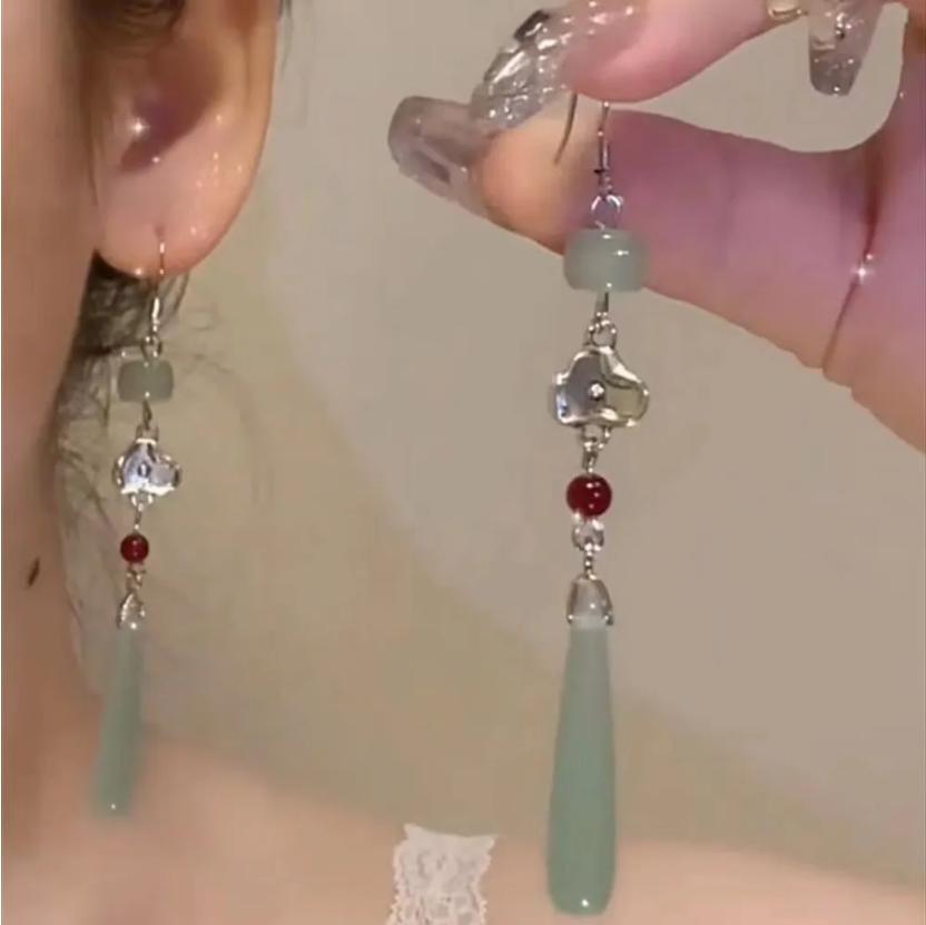 

Женские темпераментные длинные серьги в античном стиле с кисточкой, серьги и подвески One Size зелёный