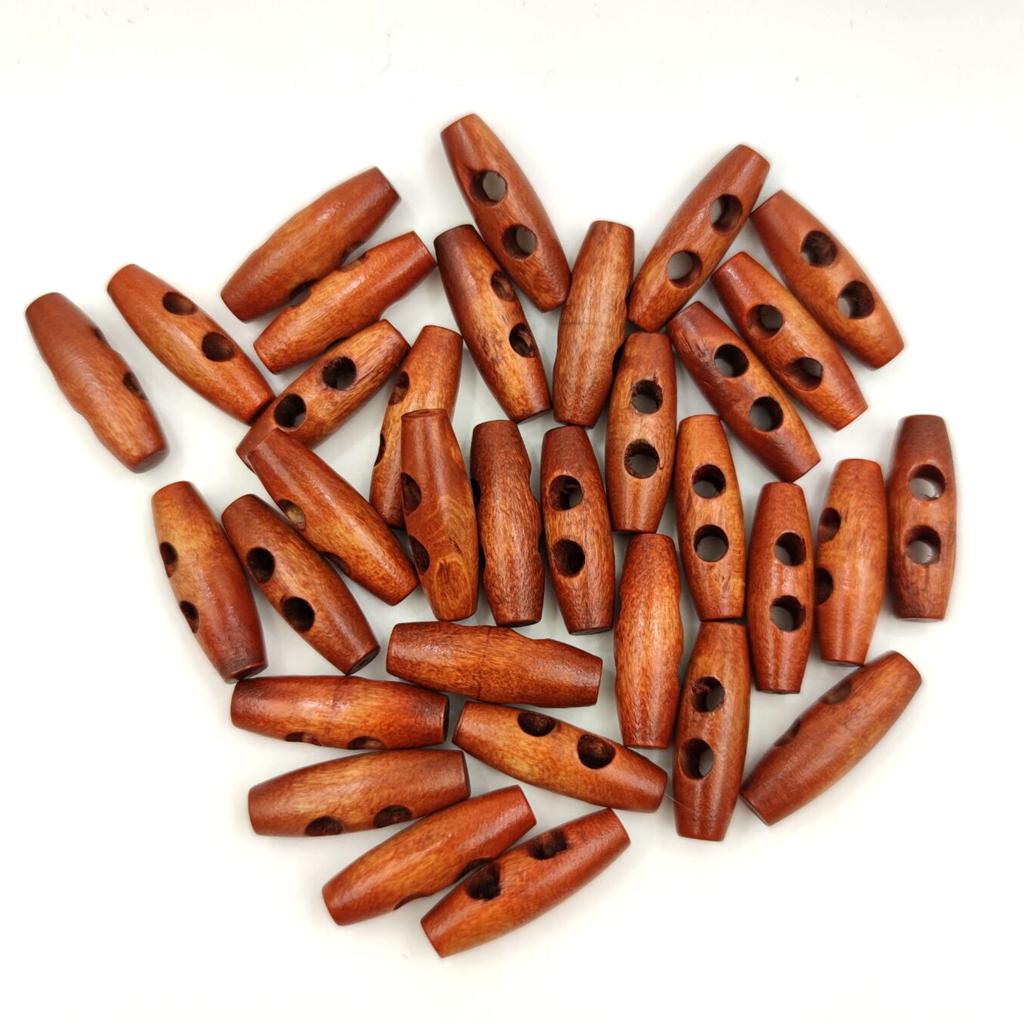 

50Pcs/Bag Wood Olive Button Horn Toggle Buttons 30*10mm Cloth Accessories 2 Holes for Coats Sweater Sewing Craft Decor кофейный
