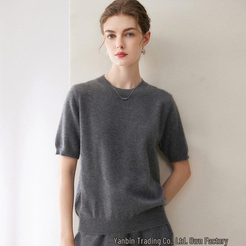 Pure Cashmere Mid-Sleeve Slim-Fit Knit Pullover.