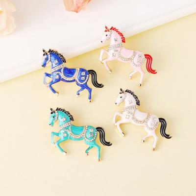 Yousheng Enamel Horse Brooch Rhinestones Inlaid Horse Lapel Pin Retro Horse Brooch Pin Men Women Outfit Accessory for Clothes Hats Bags Scarves