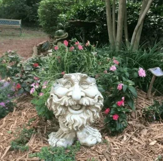 Funny Resin Sculpture In Flower Pot with Funny Expression Garden Supplies