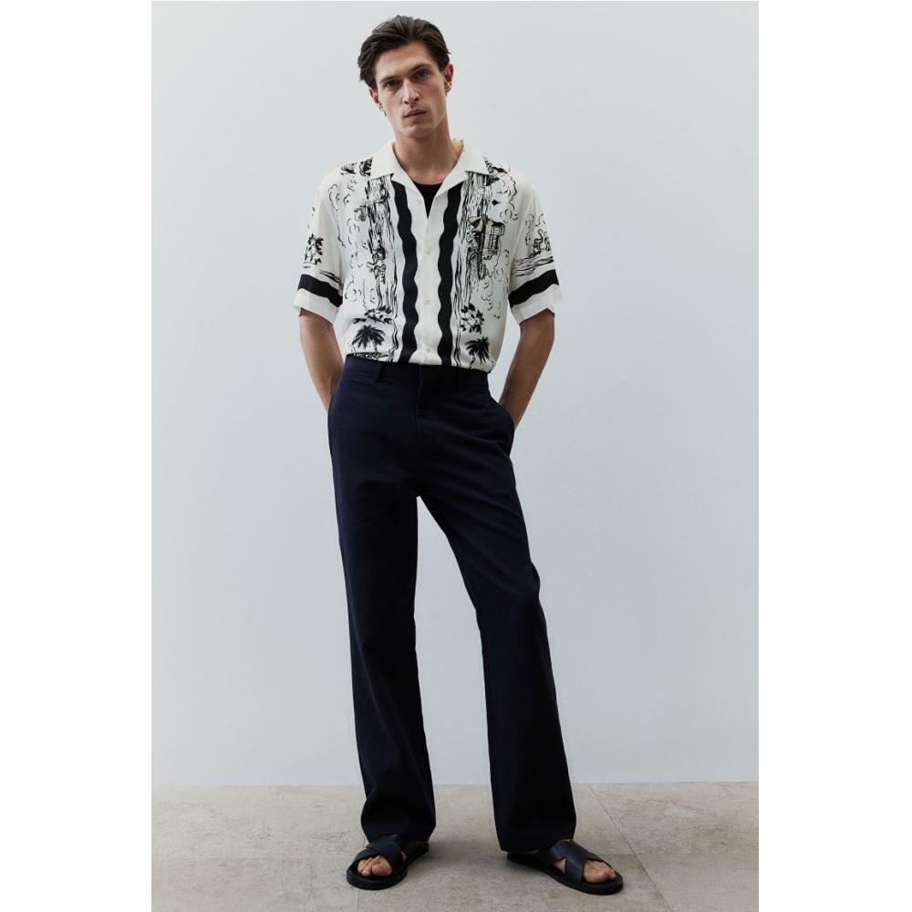 

Рубашка HM Regular Fit с принтом, Черная Ривьера