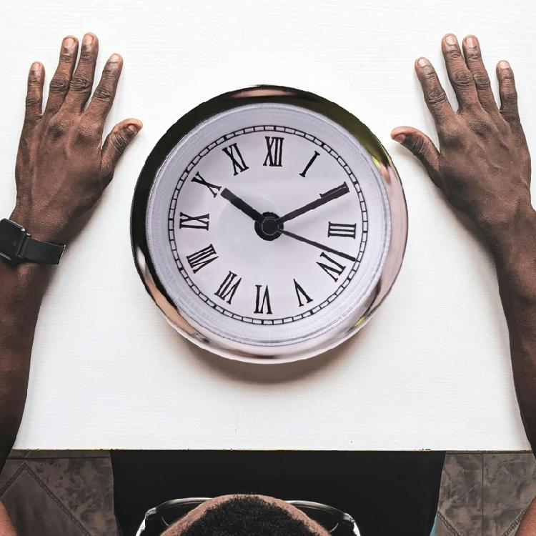 Multipurpose Quartzs Clock Insert for Personalizing Wall Decors 60mm with Classical Roman Numerals Watch Insert Projects