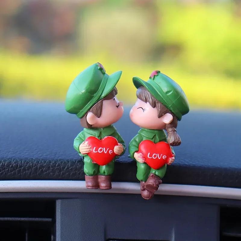 

Lovely Couple Decoration Car Interior Accessories For Home For Car Center Console Rearview Mirror Ornament Cake Decoration Gift
