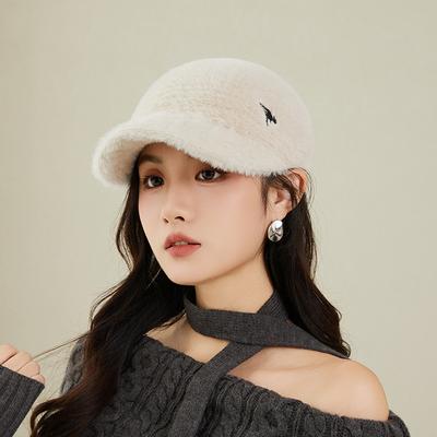 Fashionable Plush Peaked Cap Autumn and Winter New Women's Solid Color Thickened Warm Hat Outdoor Sports Shopping Versatile Baseball Cap