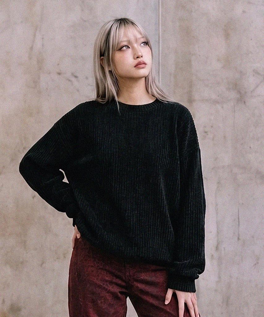 LXT Soft Velour Corduroy Sweatshirt [Black]