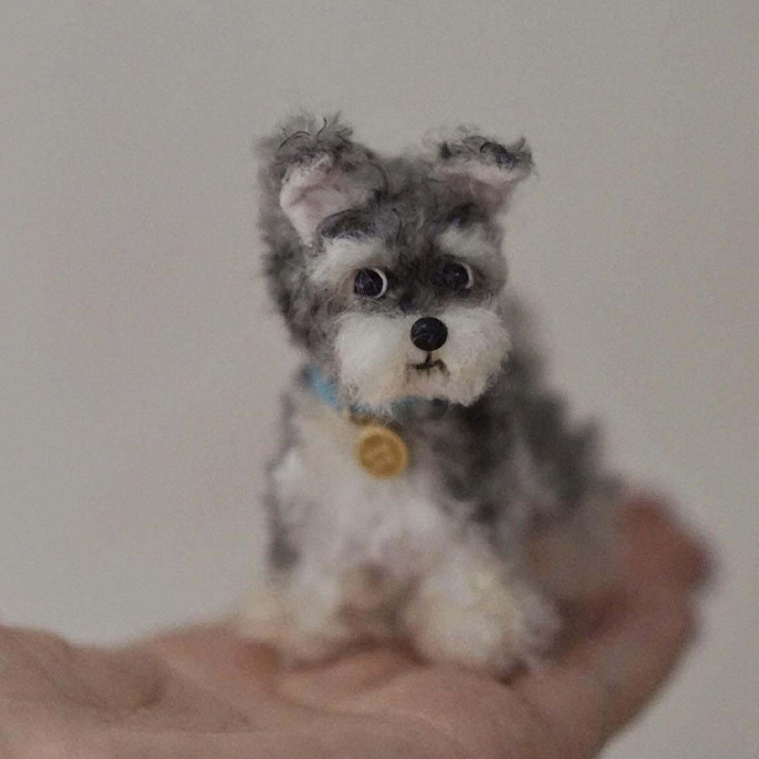

[USED] Palm-sized stuffed schnauzer dog, handmade teddy bear by an overseas artist