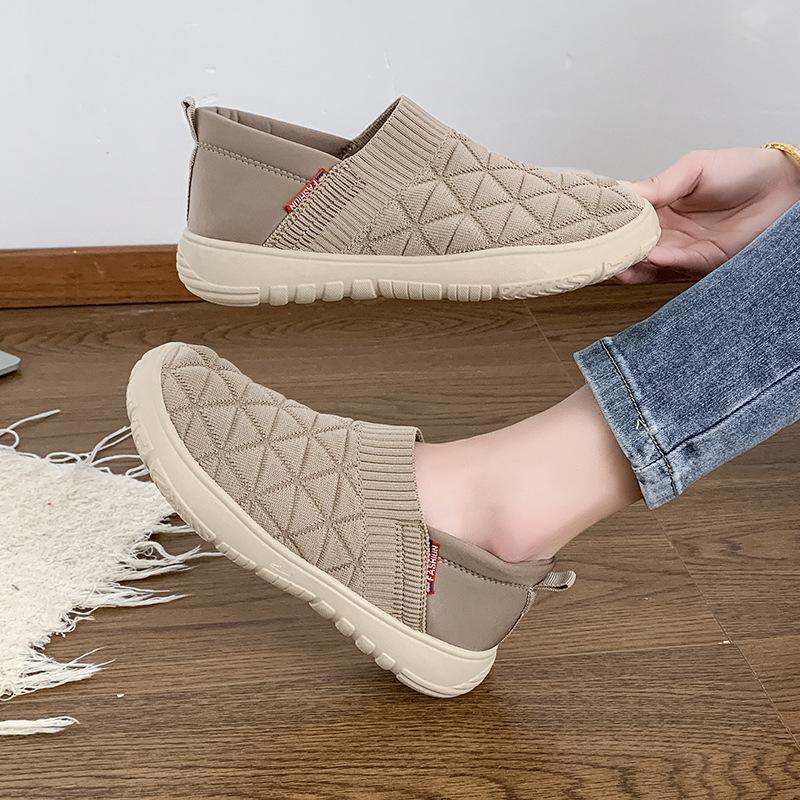 Shoes ****** New Old ******* Cloth Shoes Women's Breathable Non-slip One-pedal Mother Shoes S**t-soled Casual Single Shoes