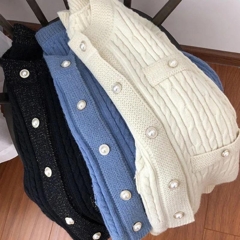Short Knitted Cardigan Women's Solid Color Pearl Button Warm Coat Short Top New Fashion Simple Casual Commuting Spring Autumn