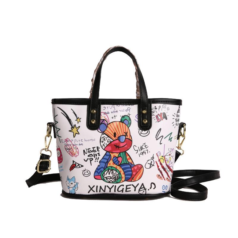 

Универсальная сумка с мультяшным медведем, женская сумка через плечо с граффити в виде алфавита, ретро-тренд, модная женская сумка