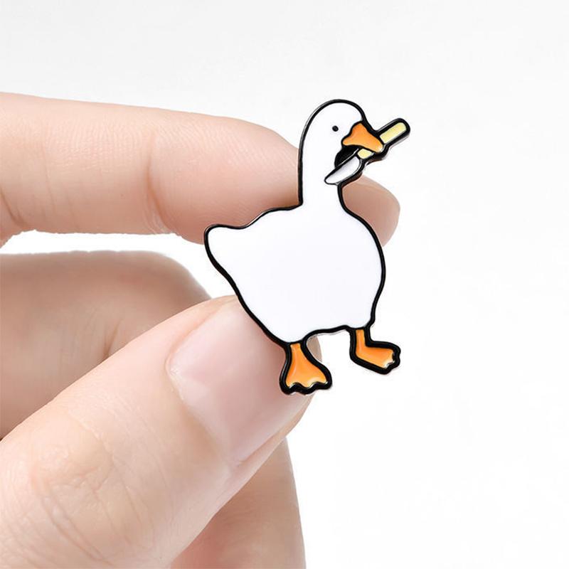 1PC Pins for Backpacks Goose Lapel Brooches Pin for Men Women Boys and Girls Novelty Pins for Bags Jackets Hats Clothing Accessories