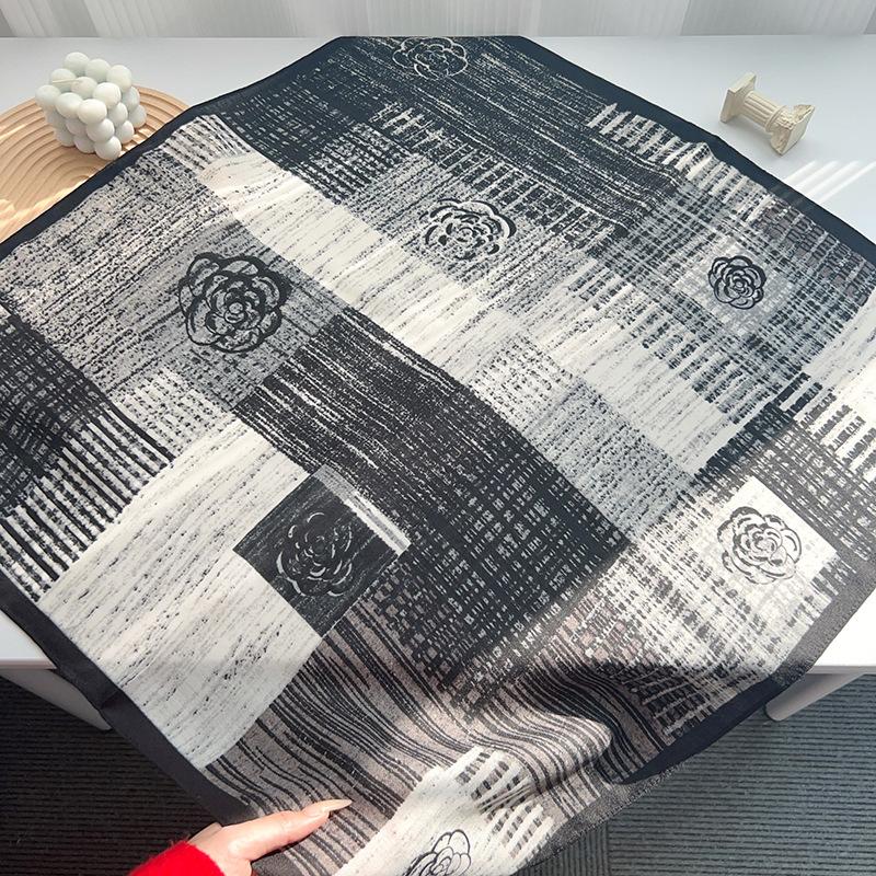 Old money wind camellia small square scarf silk hair feel silk scarf small fragrant wind scarf with suit fashion scarf scarf scarf 68*68cm