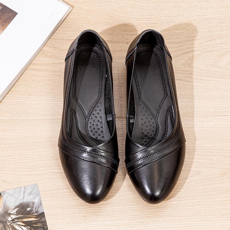 

Кожаная мягкая подошва средний и старый новый работа одинарная обувь женская плоский каблук удобная одна педаль простая универсальная с мелким вырезом туфли для мамы 41 чёрный