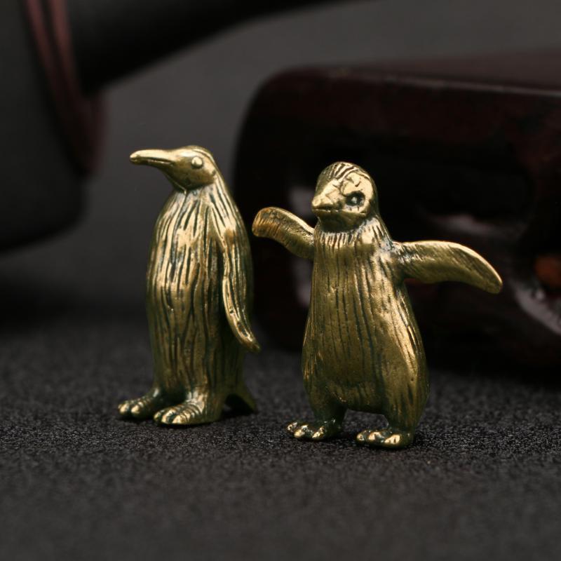 1PC Small Penguin Desktop Home Decoration Ornaments Cute Childlike Ornaments Copper Carving Crafts