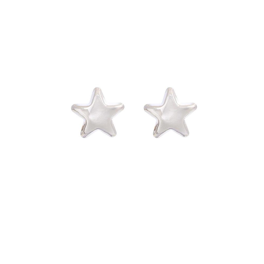 European Inspired Luxury Metal Style 3D Star Stud Earrings: Shiny and Fashionable Statement Piece