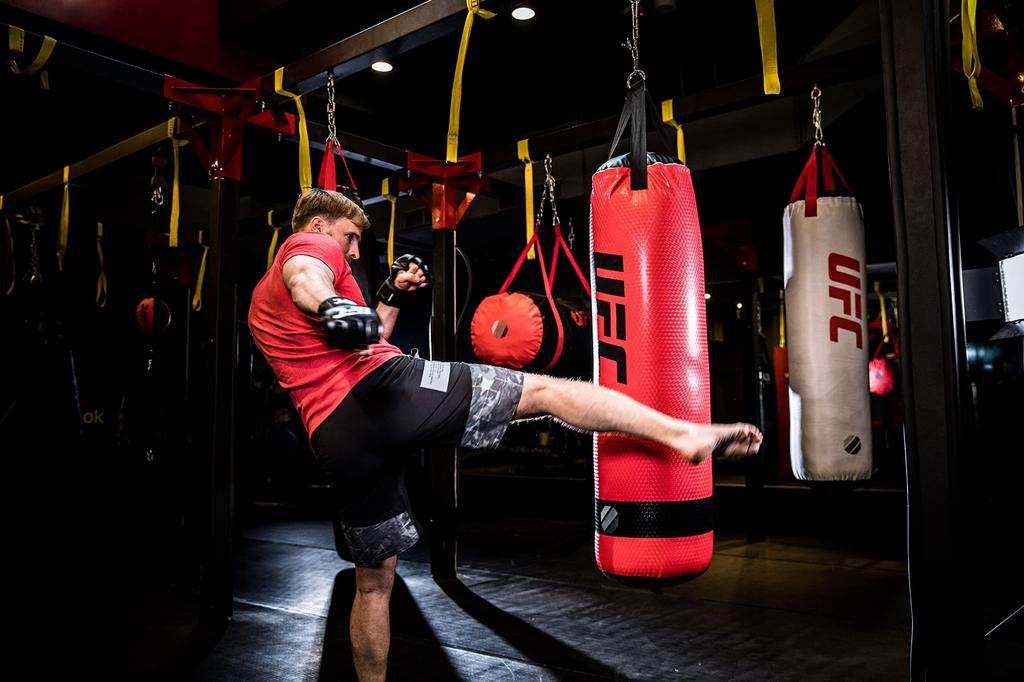 UFC tung sekk 70 lb sandsekk boksesekk kampsport boksing hengende trening humørendring stresslindring hjemmebruk