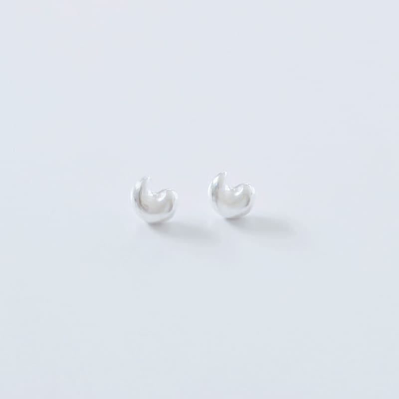 STILL INSTANT Flow Curl Earring