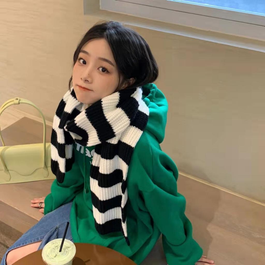 Women's Korean Style Blue Striped Knitted Scarf Autumn Winter Student Warm Versatile Neck-protecting Neck Warmer
