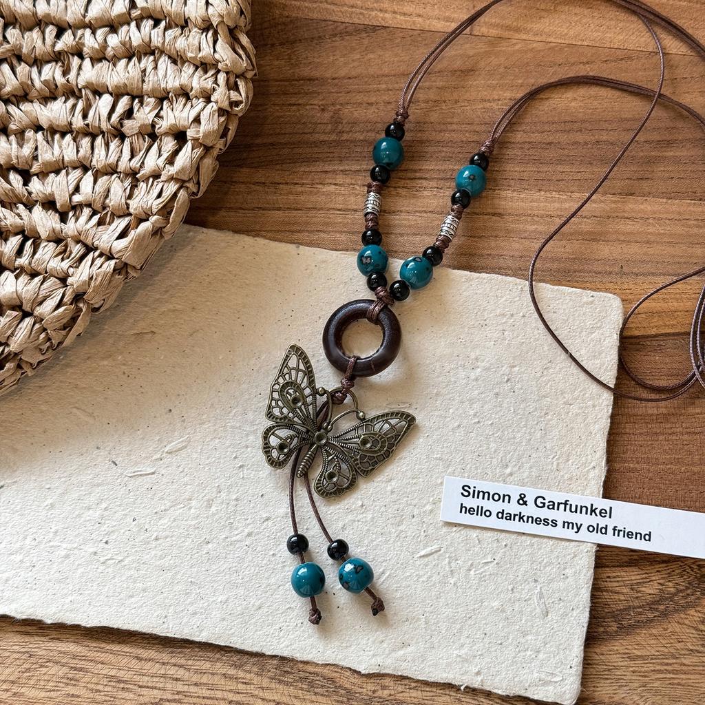 Bohemian Ethnic Style Geometric Round Butterfly Pendant Necklace Light Luxury High Sense Design Sense Niche Necklace Women