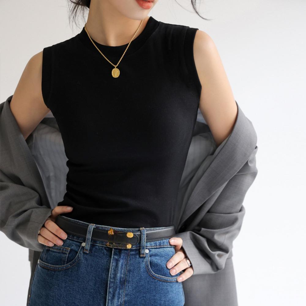 Round Neck Tank Top Stripe Knit Halter Crop Tops Women Summer Camis Chest Pad Camisole Fashion Casual Tube Female Sleeveless Cropped Vest