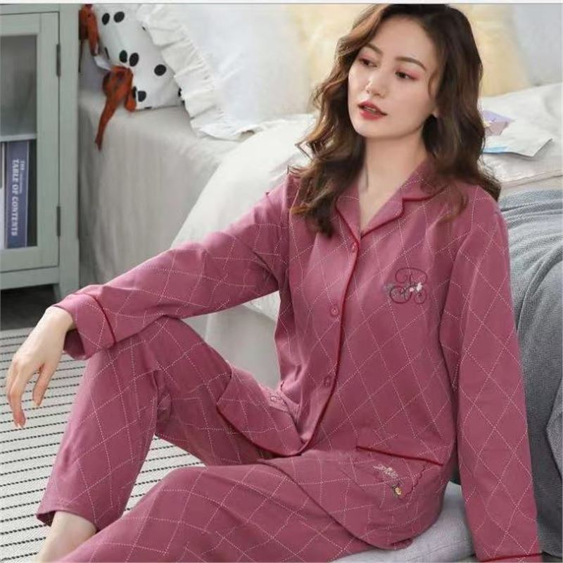 Women's  Pajamas - Long-Sleeve, Lightweight Home Suit for Spring and Autumn
