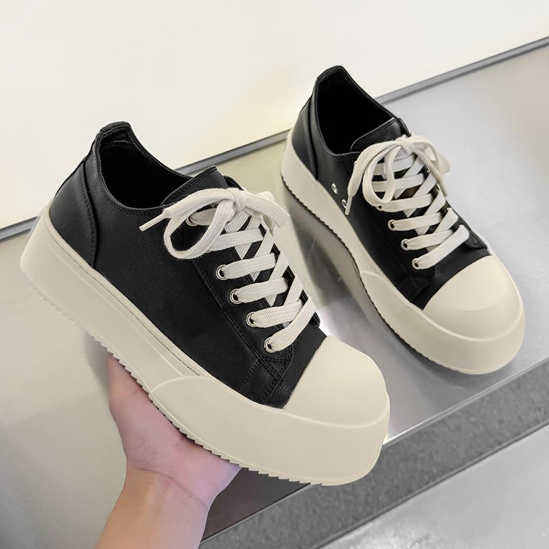 Fashion Black casual men's shoes Minimalist and comfortable style Outdoor Street Trendy Youth Hot selling classic Board shoes New