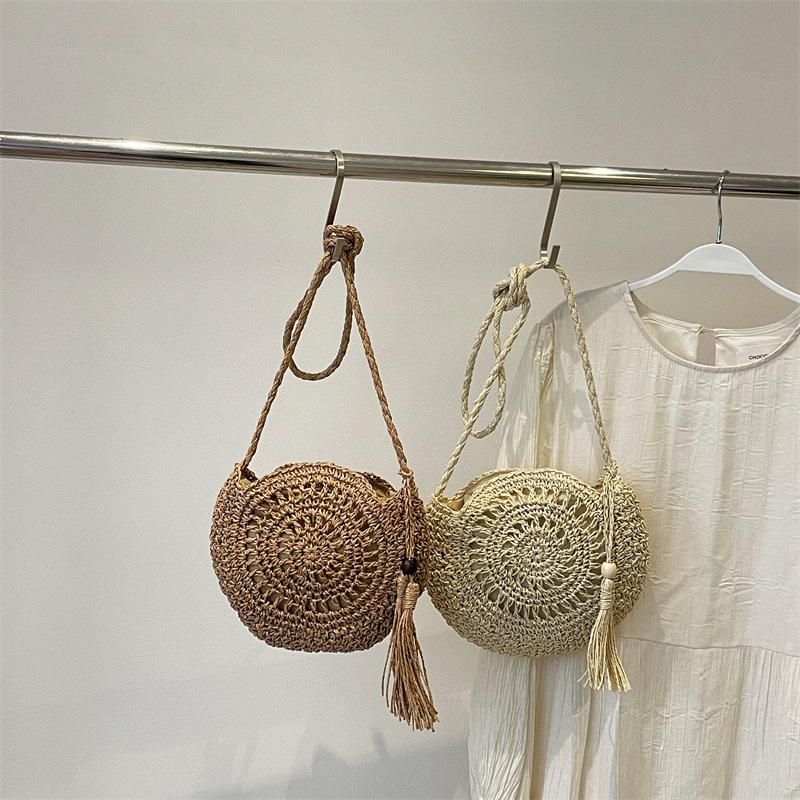 Women Hollow Straw Bag Circle Rattan Bag Round Soft Paper Rope Shoulder MessengerBag Tassel Summer Beach Handmade Crossbody Bags