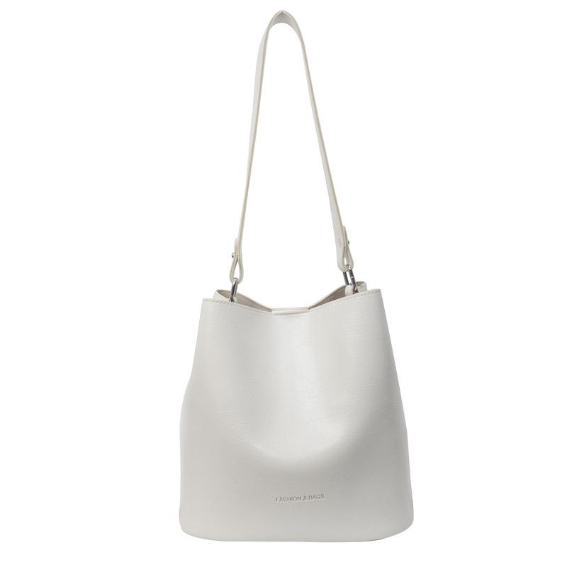 

Fashion Bag Women s New Versatile Large-capacity Shoulder Messenger Bag белый