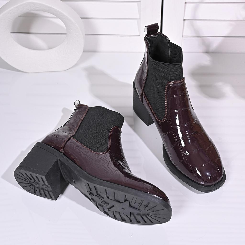 Autumn and winter new fashion round head elastic band thick bottom fashion versatile large size women's deep mouth fashion boots