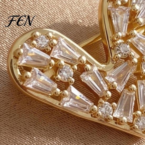 Clothing Decoration Pins Mini Love Heart Brooch Pin, Silver Golden Plated Shape Elegant Lapel Pin Hats Bags Scarves Clothes Decorative Accessory Women