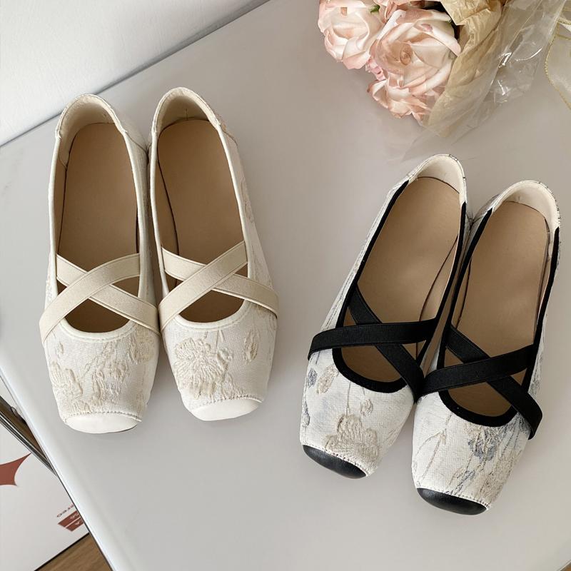 Fashion Floral Embroider Ballet Shoes Woman Elegant Almond Toe White Lace Ballerina Flats Ladies Cross Straps Wedding Party Mary Janes